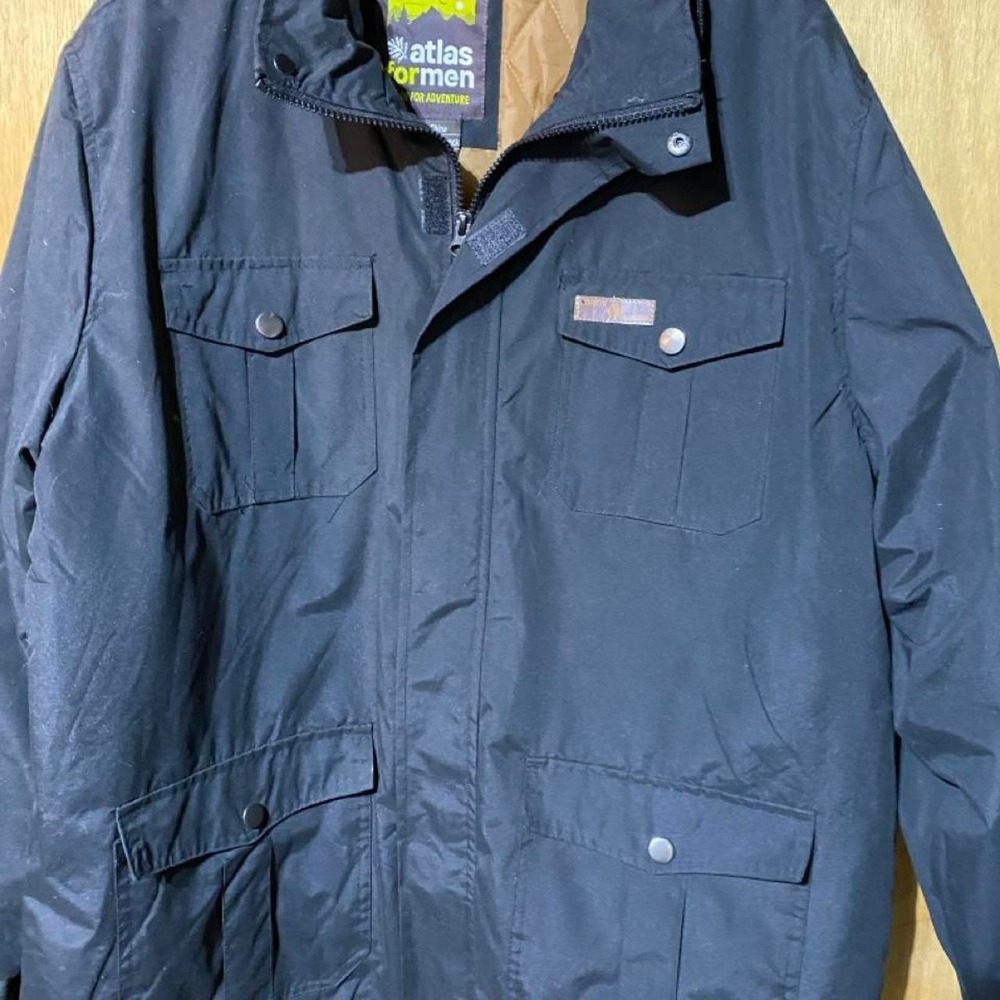Atlas navy blue jacket with a relaxed fit, Size L mens